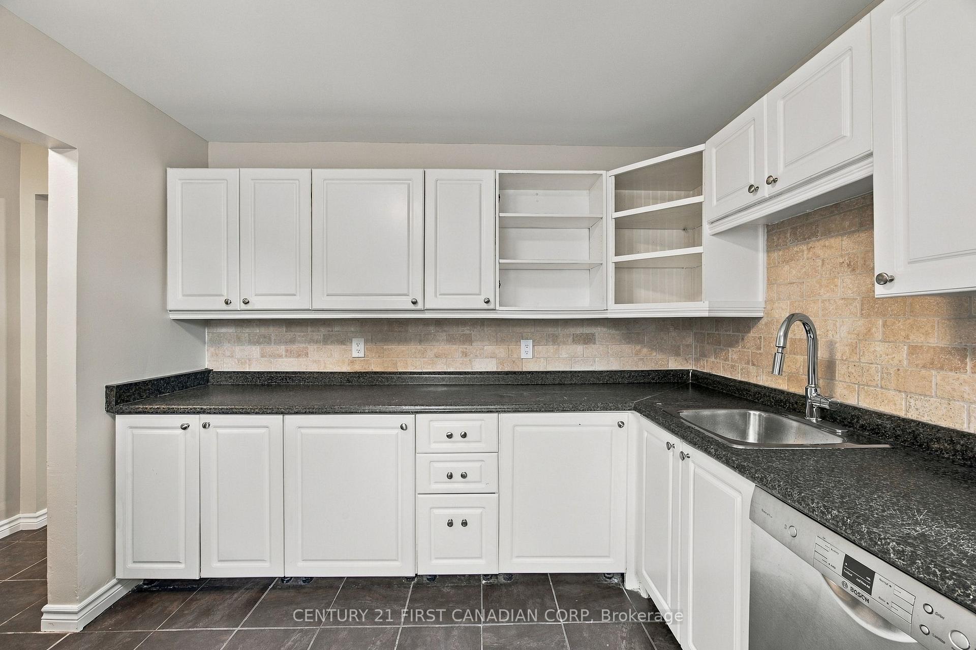 Photo 9 of Unit 29, 625 Griffith Street, London, South K — HOMEH