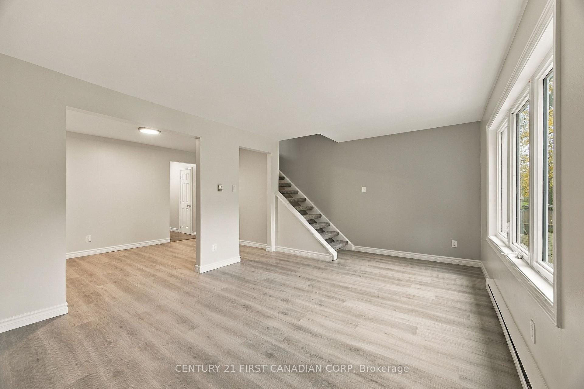 Photo 14 of Unit 29, 625 Griffith Street, London, South K — HOMEH