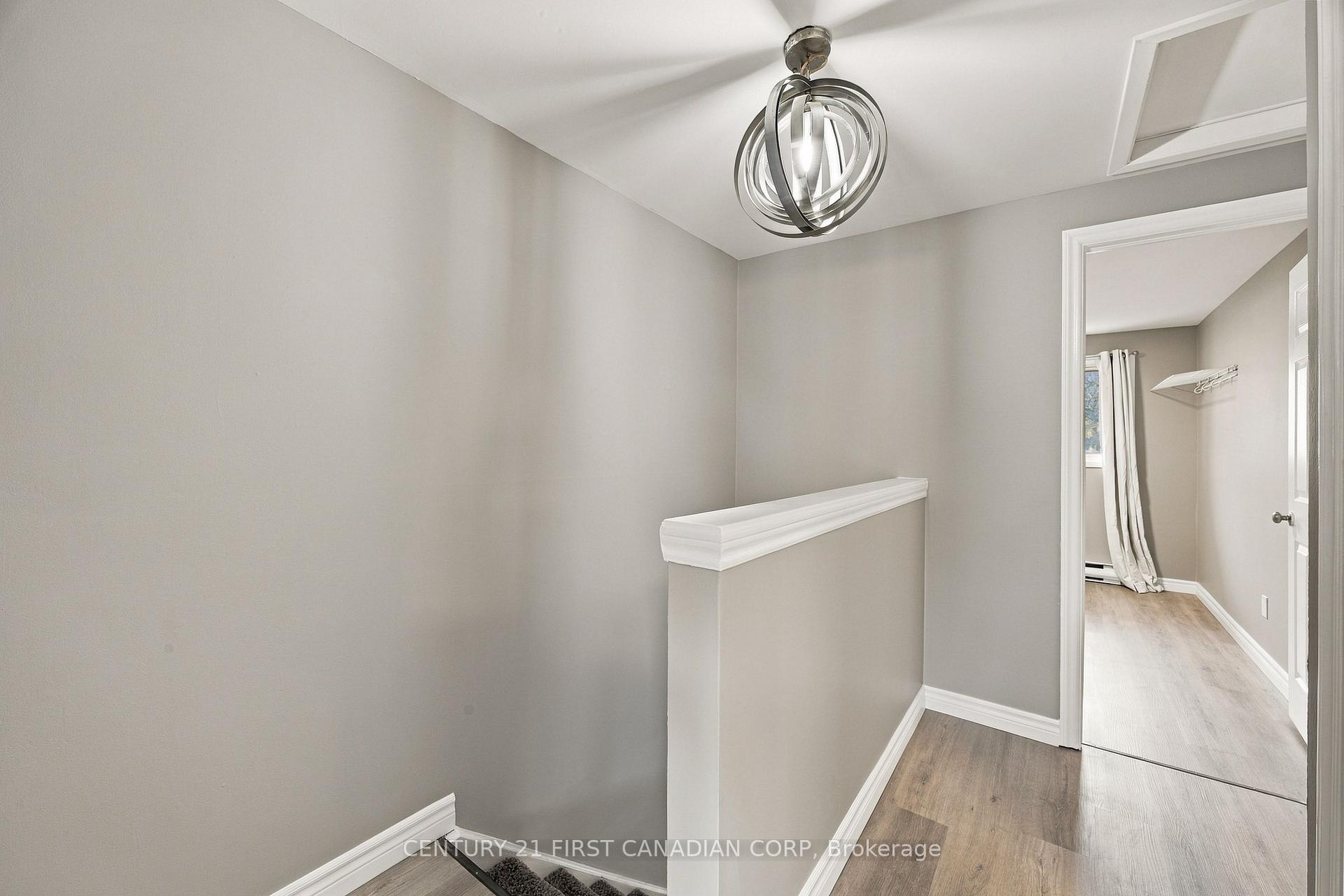 Photo 18 of Unit 29, 625 Griffith Street, London, South K — HOMEH