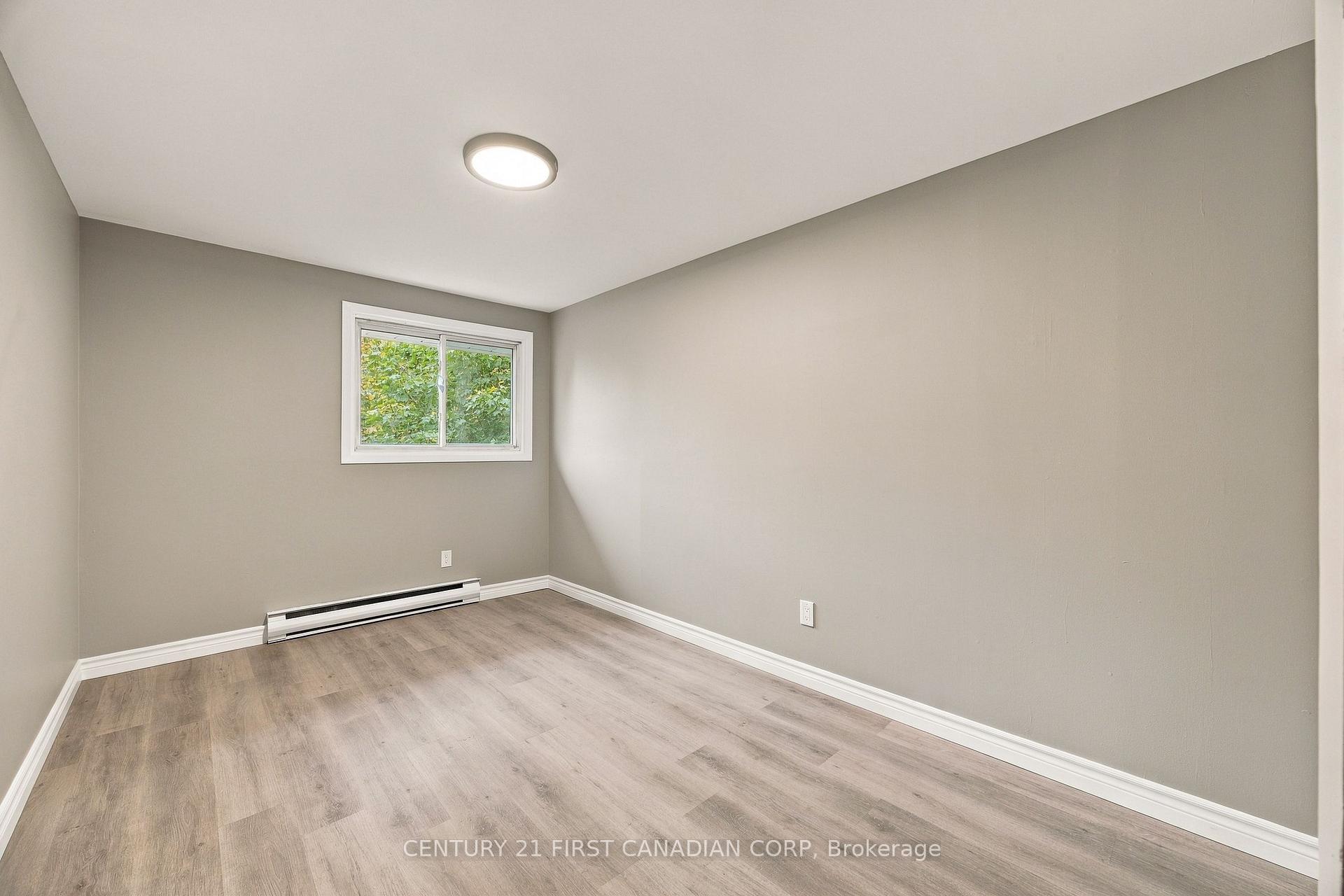 Photo 24 of Unit 29, 625 Griffith Street, London, South K — HOMEH