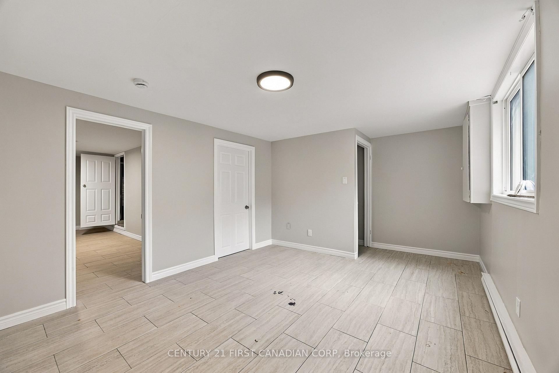 Photo 30 of Unit 29, 625 Griffith Street, London, South K — HOMEH