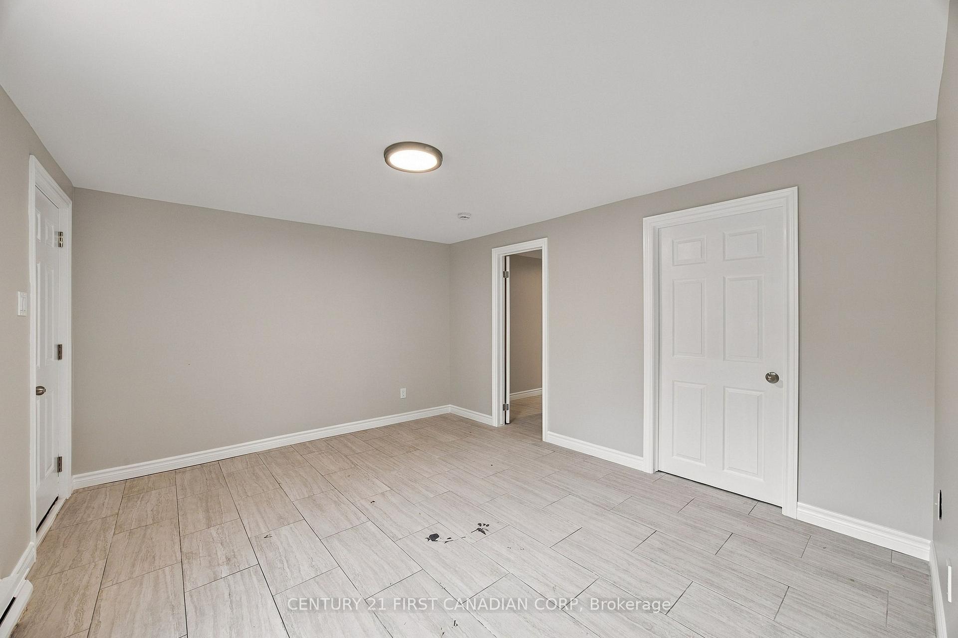 Photo 31 of Unit 29, 625 Griffith Street, London, South K — HOMEH