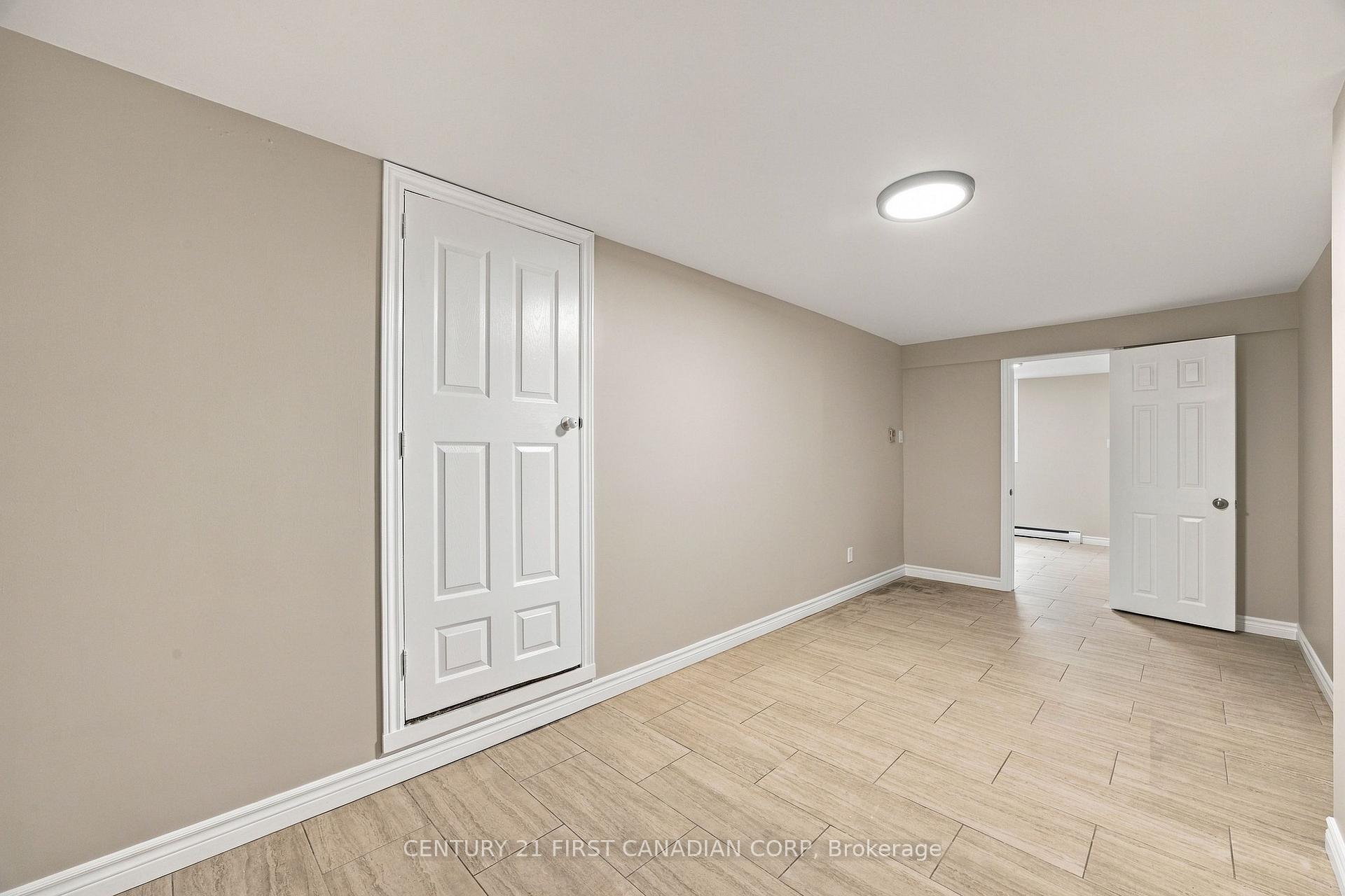 Photo 33 of Unit 29, 625 Griffith Street, London, South K — HOMEH