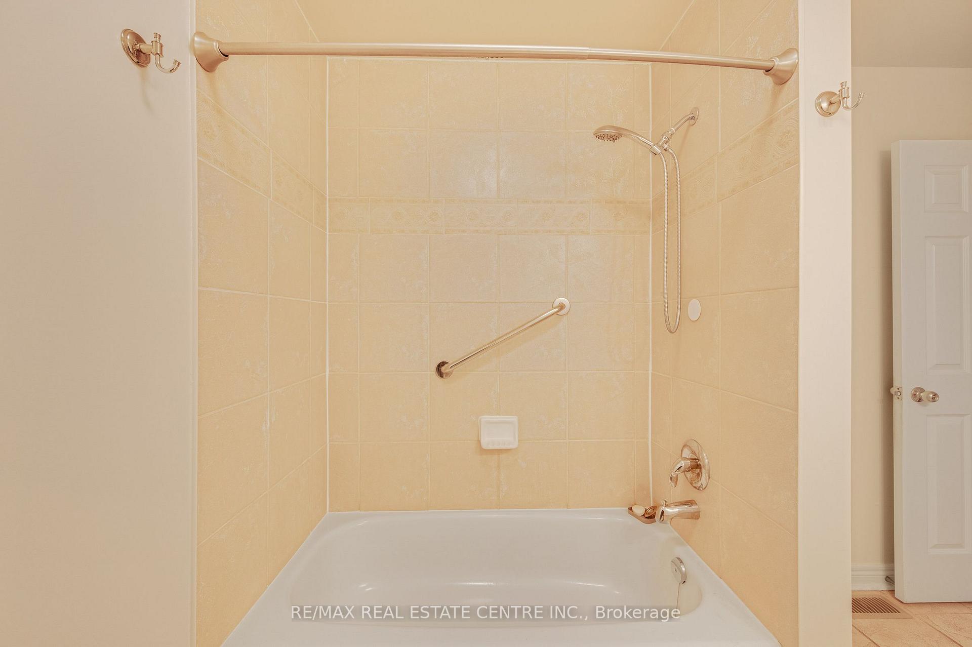 Photo 14 of Unit Main Level, 26 Phillipo Drive, Hamilton, Chappel — HOMEH