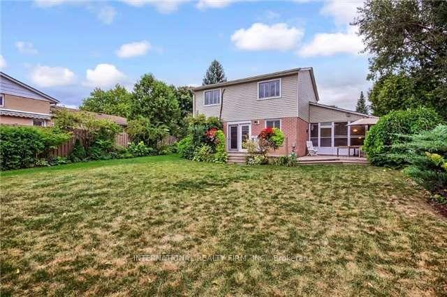 Photo 8 of 333 Dixon Boulevard, Newmarket, Central Newmarket — HOMEH