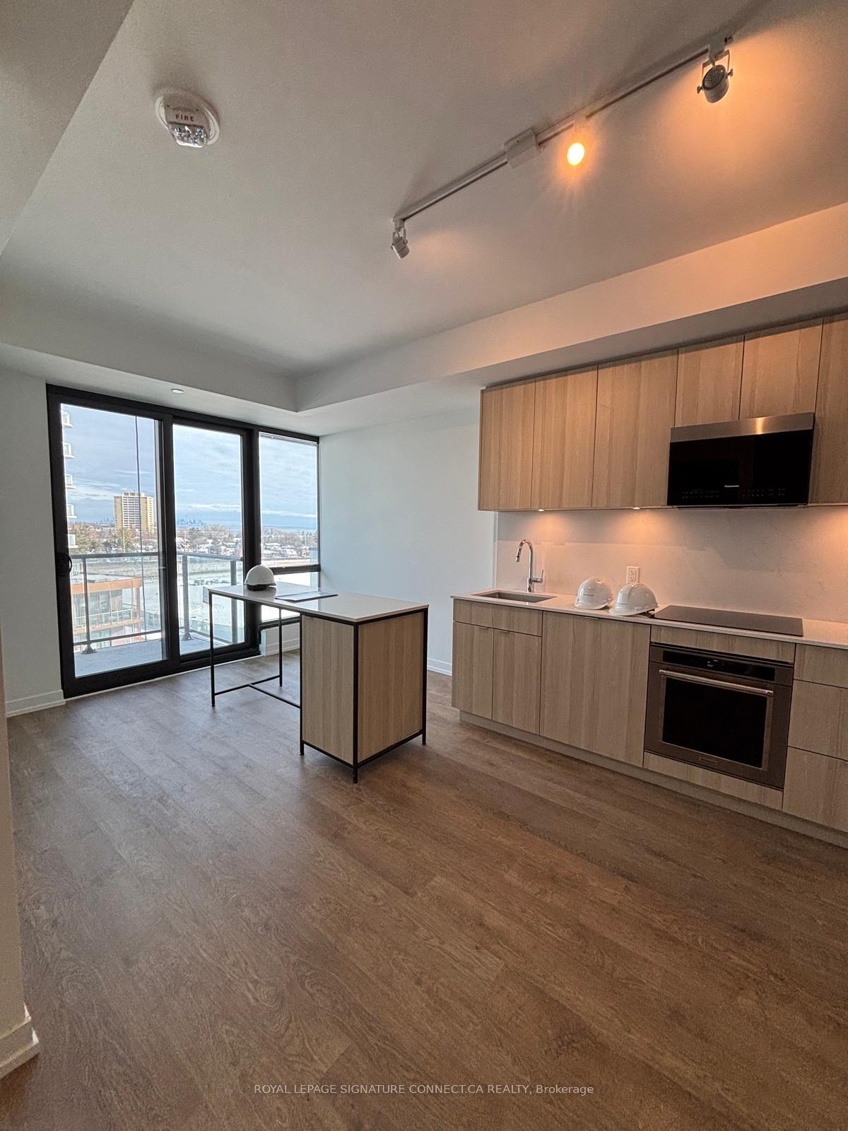 Photo 2 of Unit 513, 251 Masonry Way, Mississauga, Port Credit — HOMEH