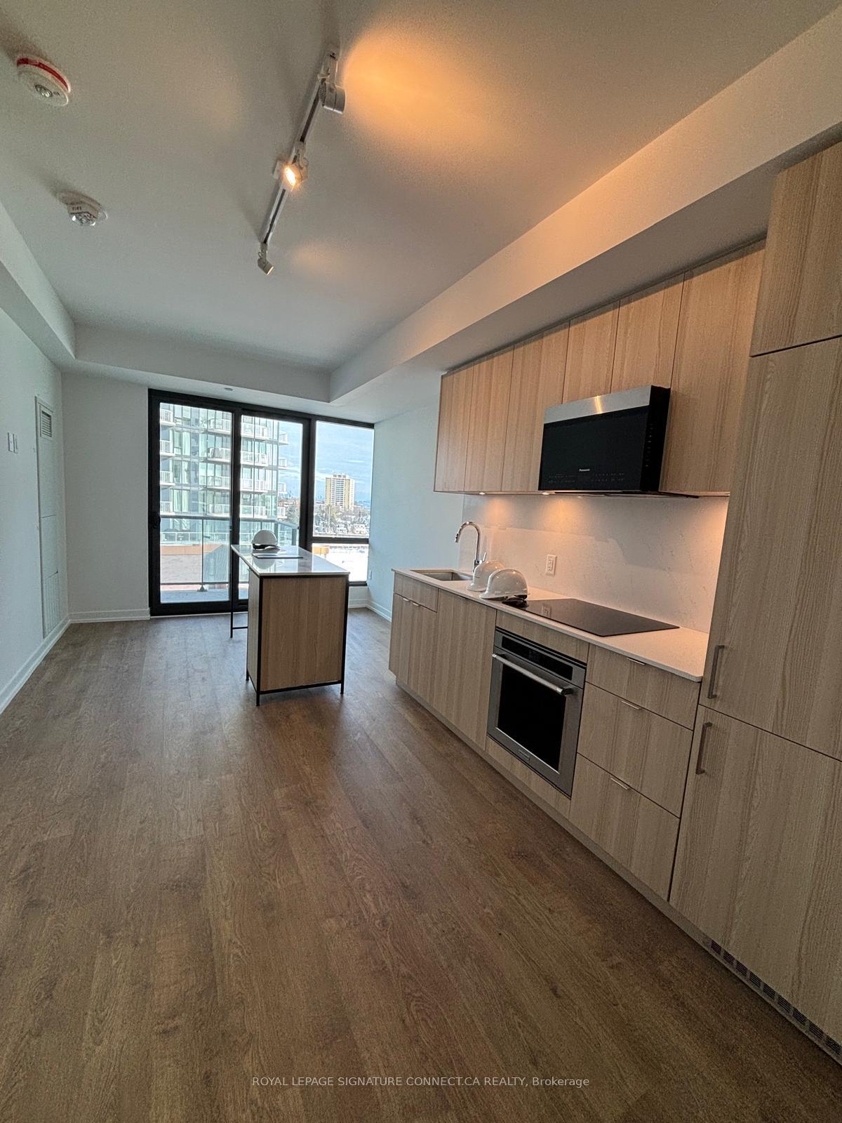 Photo 4 of Unit 513, 251 Masonry Way, Mississauga, Port Credit — HOMEH