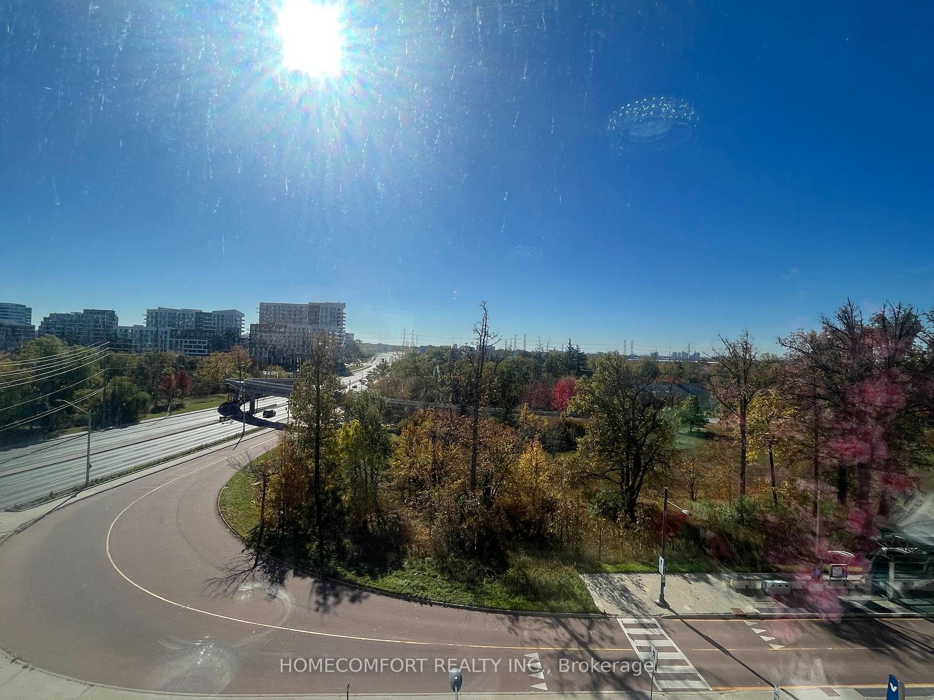 Photo 2 of Unit 719, 8 Cedarland Drive, Markham, Unionville — HOMEH