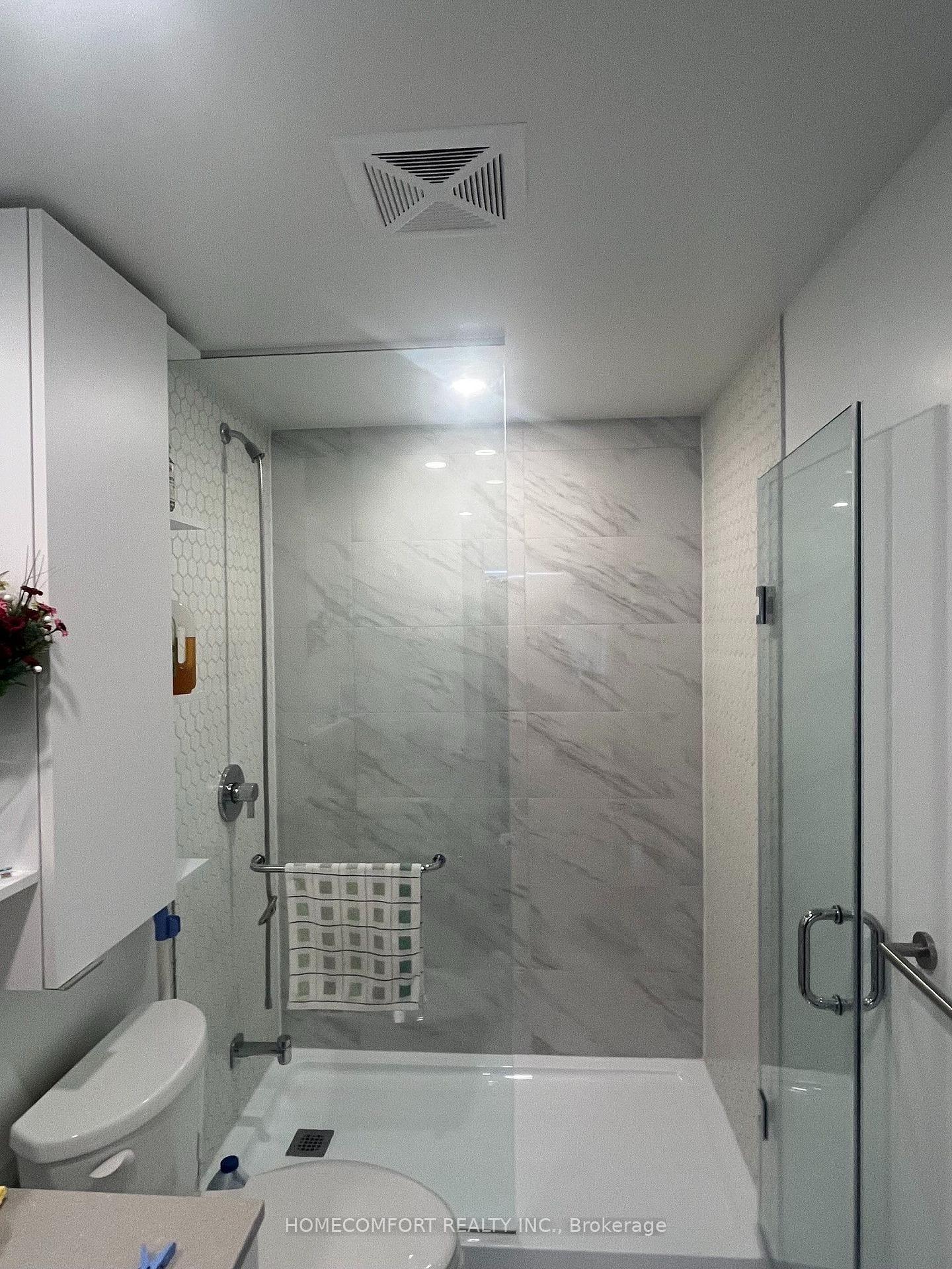 Photo 3 of Unit 719, 8 Cedarland Drive, Markham, Unionville — HOMEH