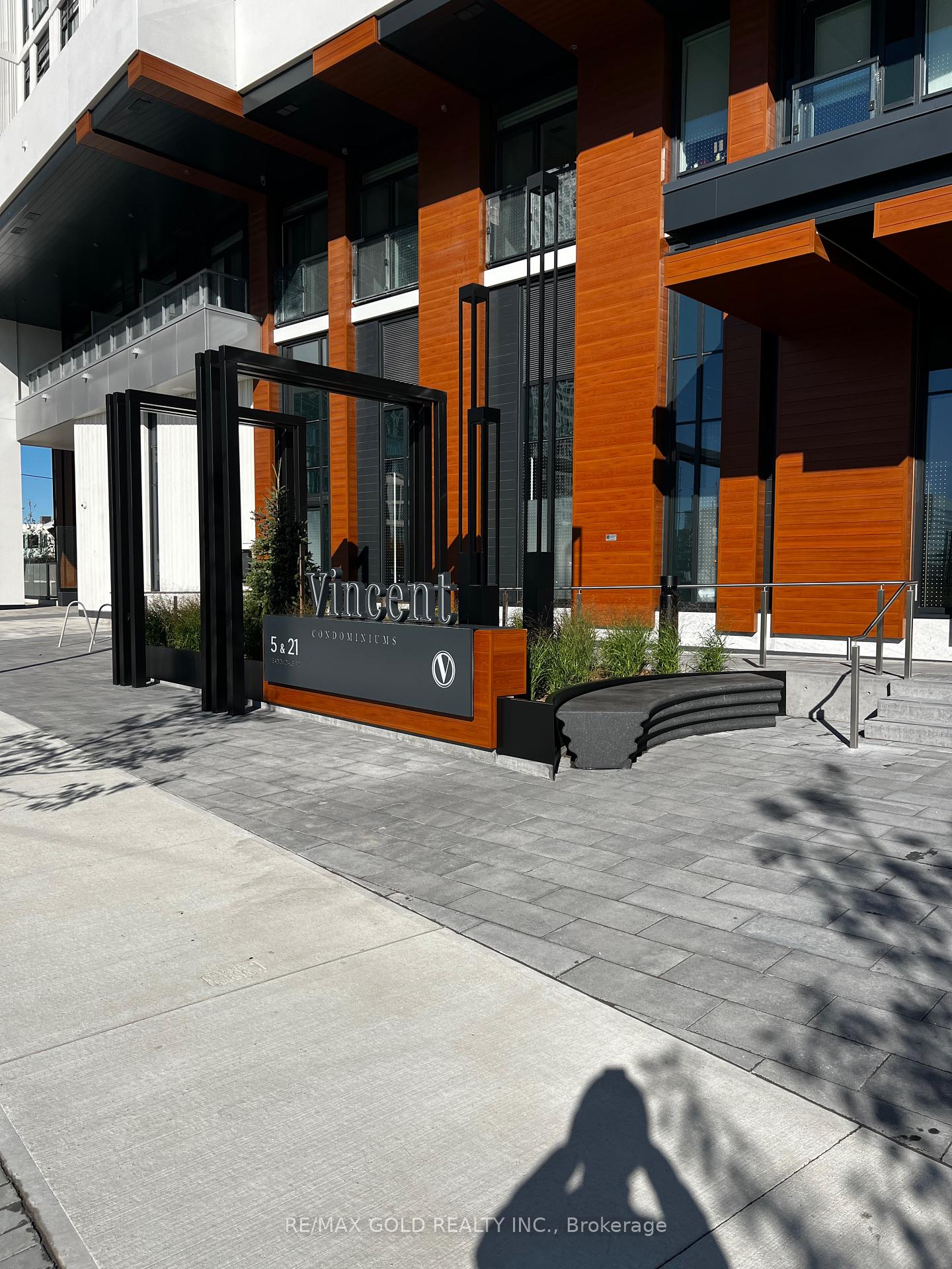 Photo 3 of Unit 312, 5 Meadowdale Road, Vaughan, Vaughan Corporate Centre — HOMEH