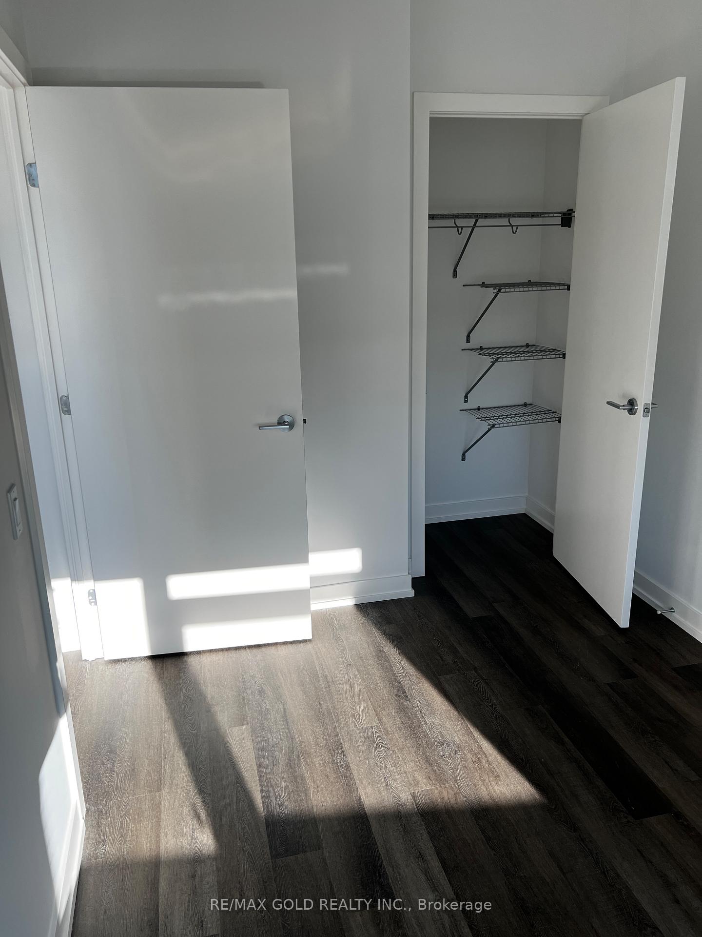 Photo 8 of Unit 312, 5 Meadowdale Road, Vaughan, Vaughan Corporate Centre — HOMEH