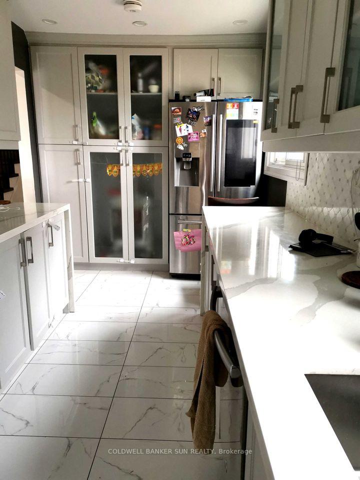 Photo 2 of Unit 1, 150 Murray Street, Brampton, Brampton West — HOMEH