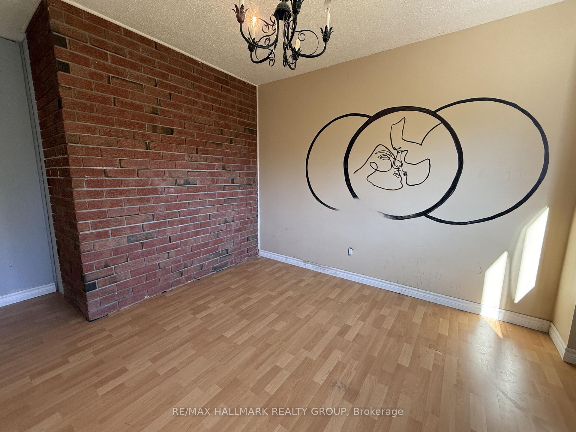 Photo 8 of 930 Cahill Drive W, Ottawa, Hunt Club — HOMEH