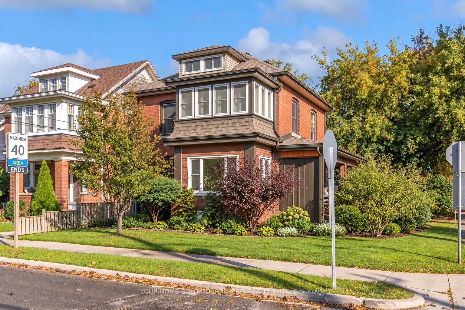 Photo 3 of 443 Maple Avenue, Hamilton, Delta — HOMEH
