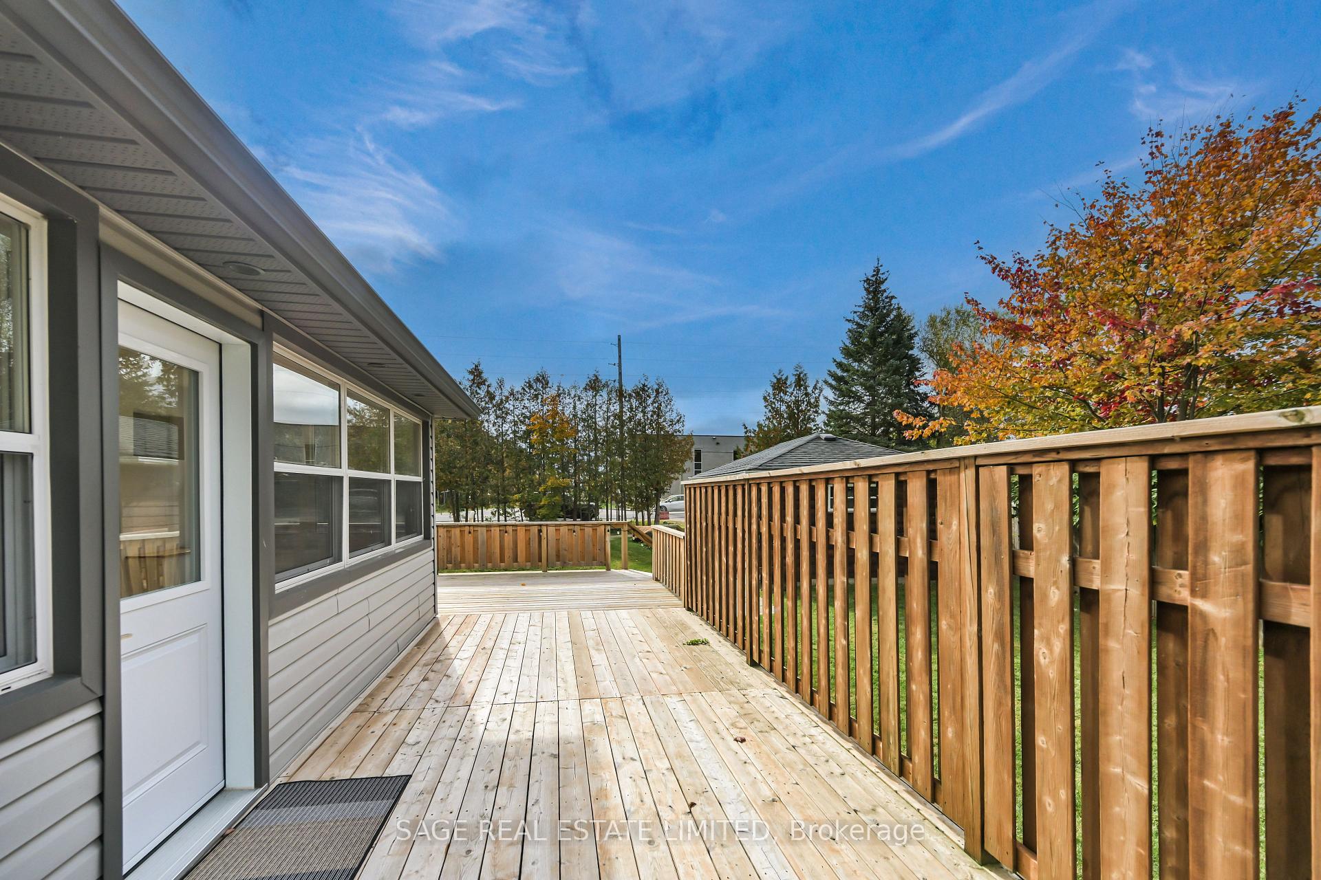 Photo 6 of 256 Big Bay Point Road, Innisfil, Rural Innisfil — HOMEH