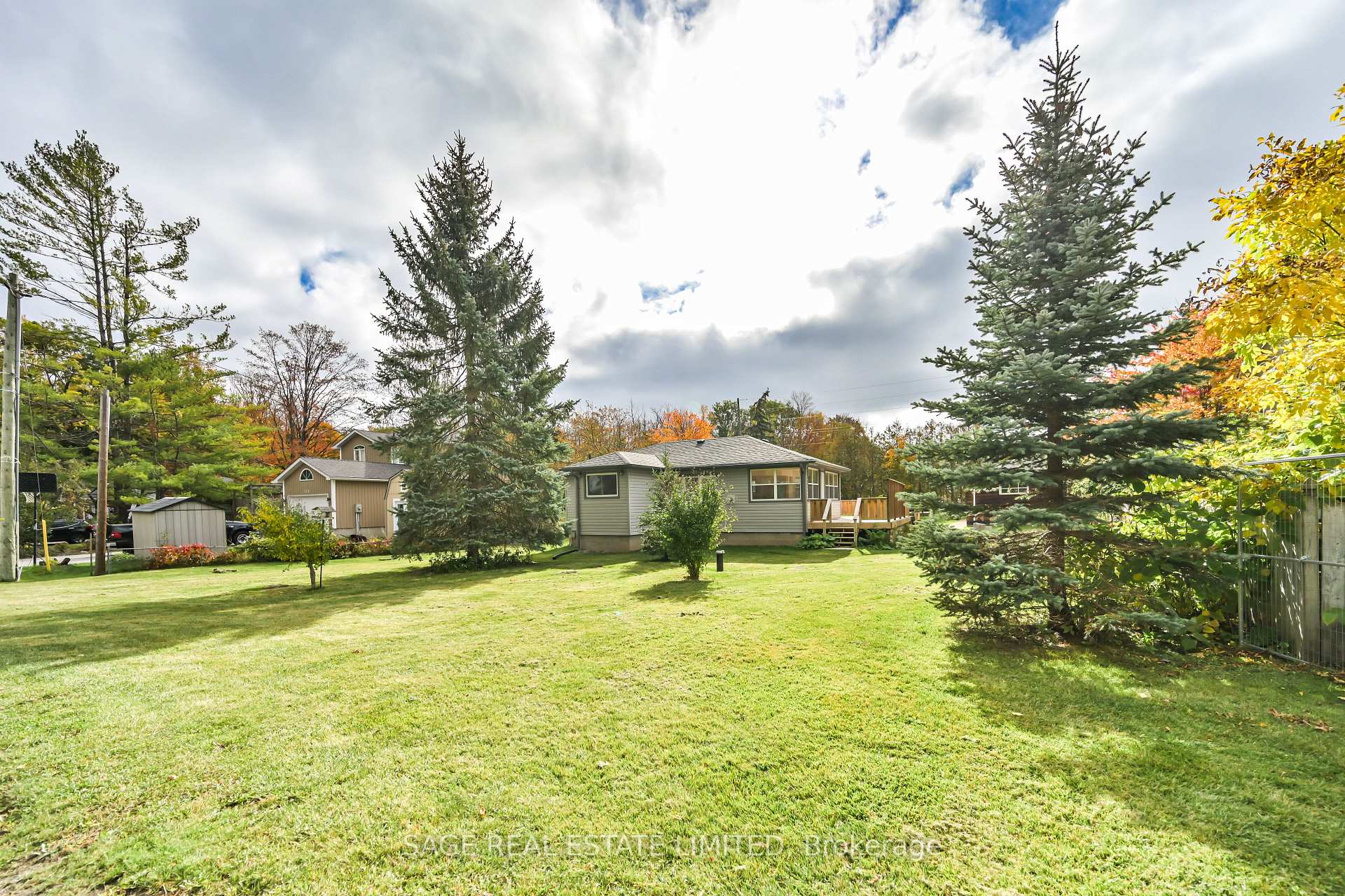 Photo 24 of 256 Big Bay Point Road, Innisfil, Rural Innisfil — HOMEH