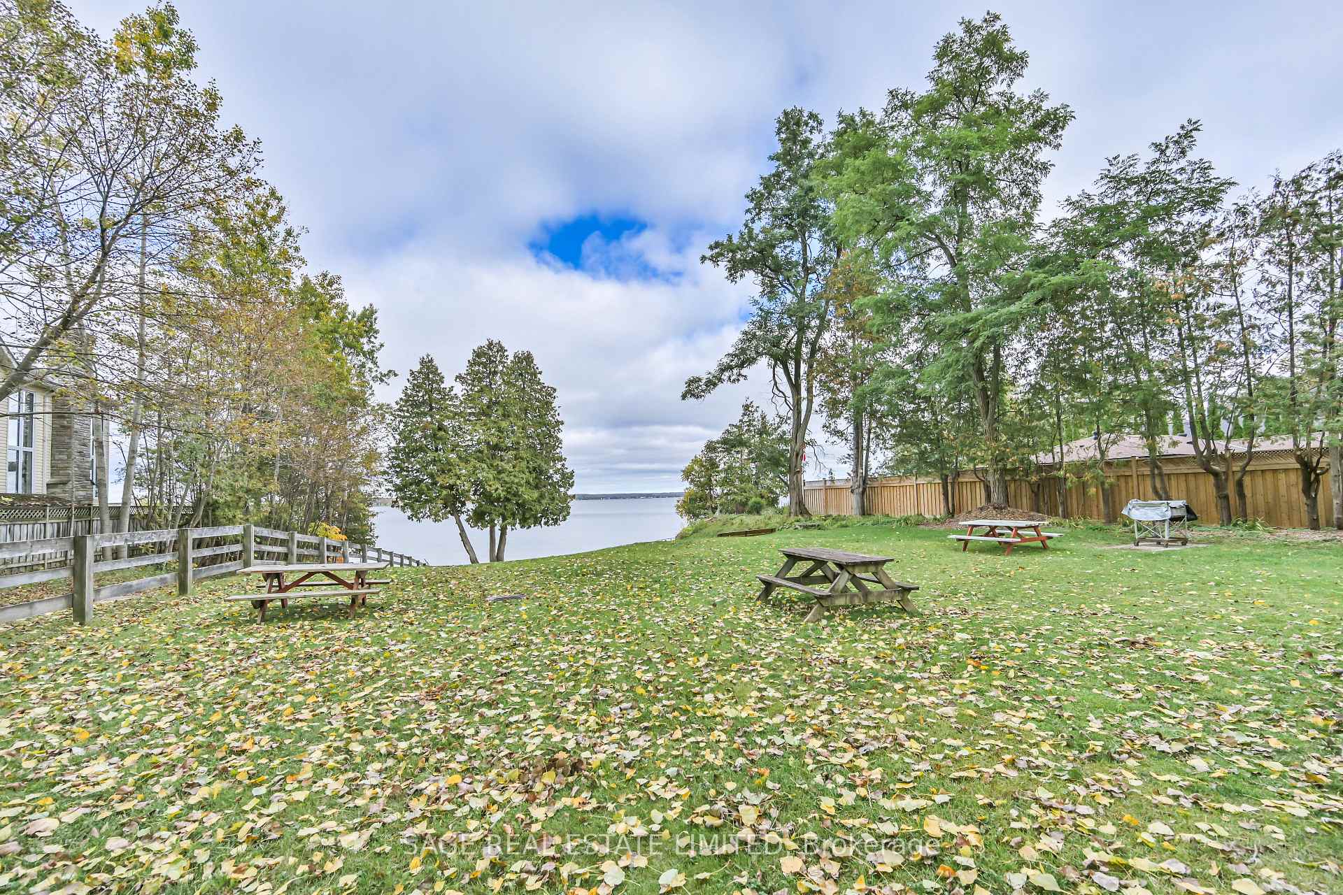 Photo 26 of 256 Big Bay Point Road, Innisfil, Rural Innisfil — HOMEH