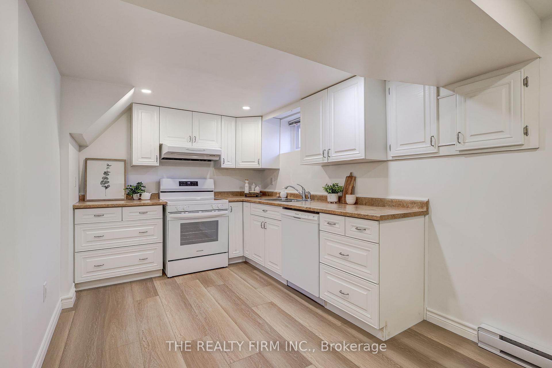 Photo 5 of Unit Lower, 408 Ridgewood Crescent, London, South D — HOMEH