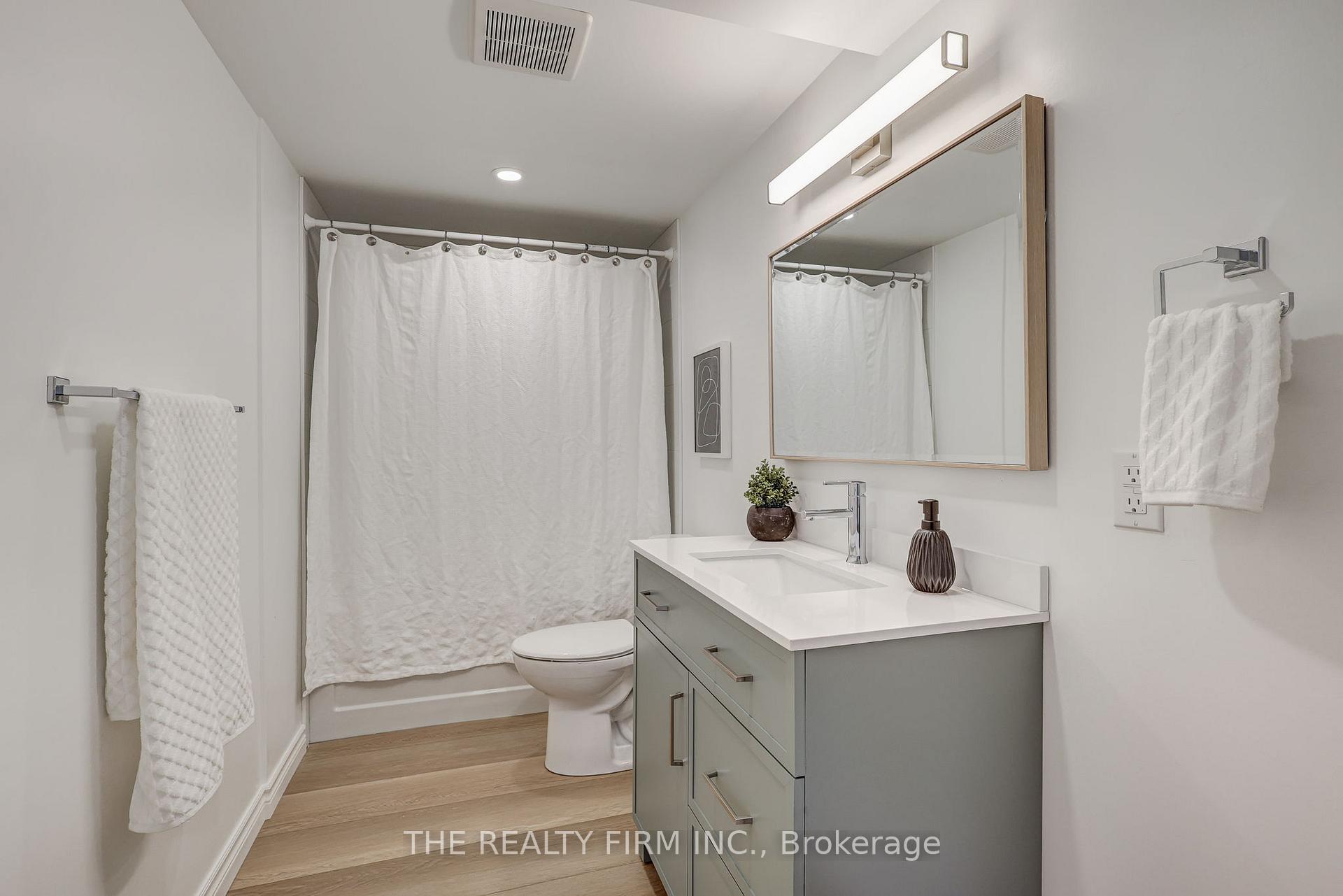 Photo 21 of Unit Lower, 408 Ridgewood Crescent, London, South D — HOMEH