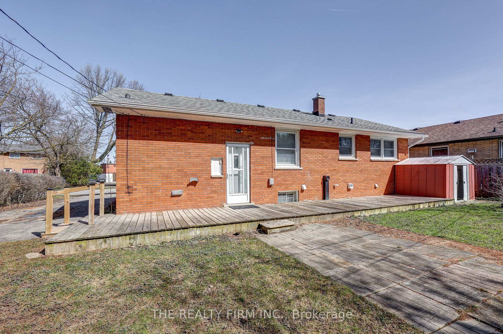 Photo 27 of Unit Lower, 408 Ridgewood Crescent, London, South D — HOMEH