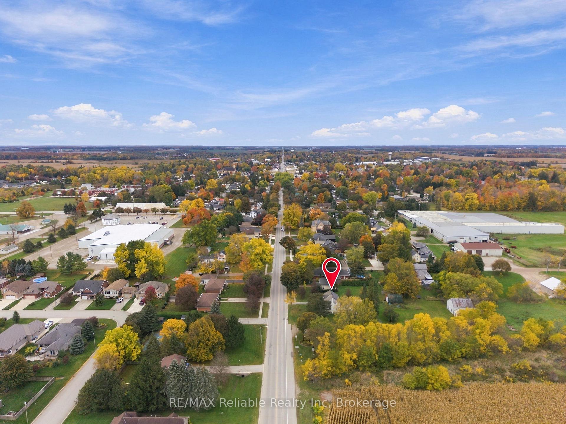 Photo 3 of 173 Main Street N, Huron East, Seaforth — HOMEH