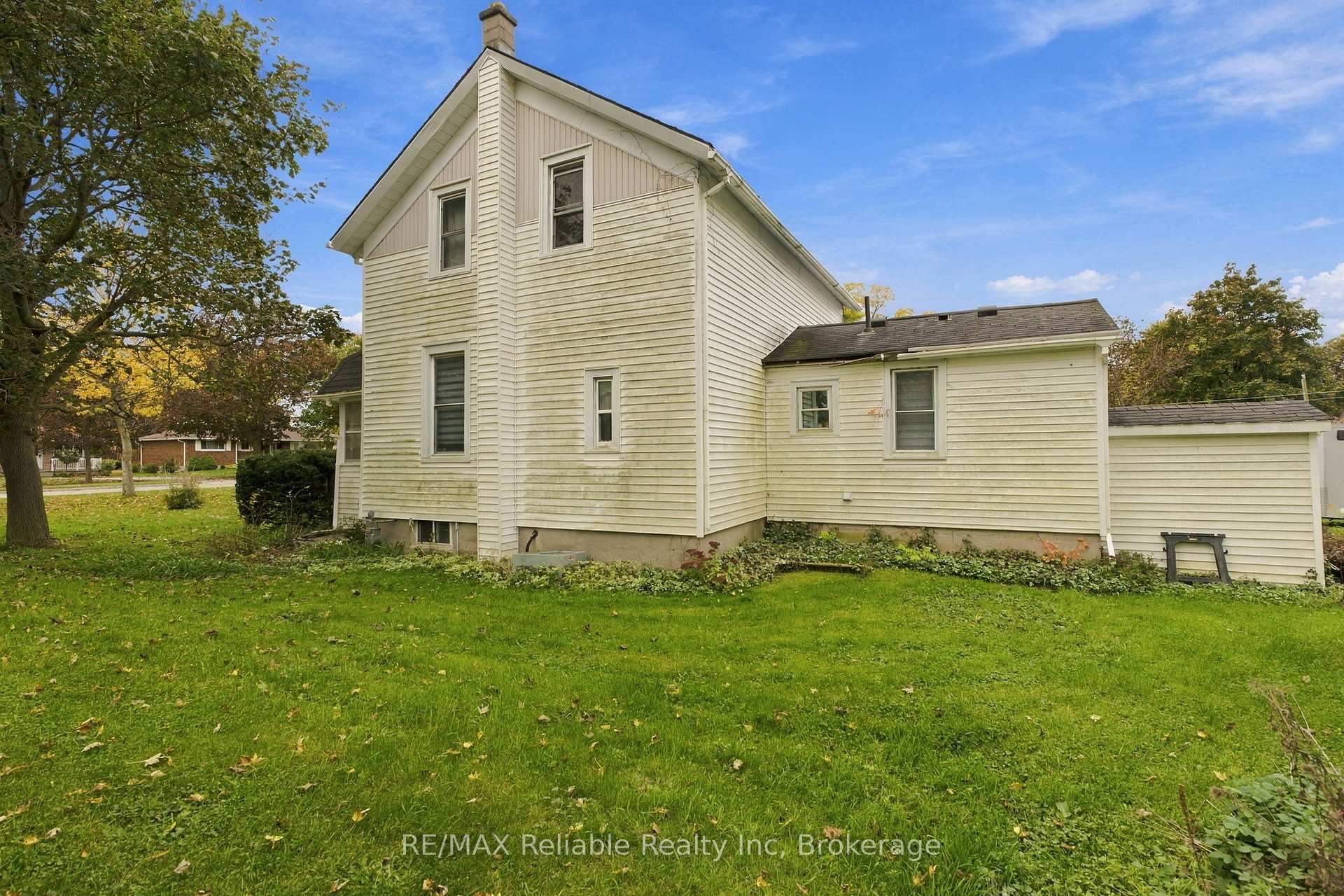 Photo 11 of 173 Main Street N, Huron East, Seaforth — HOMEH