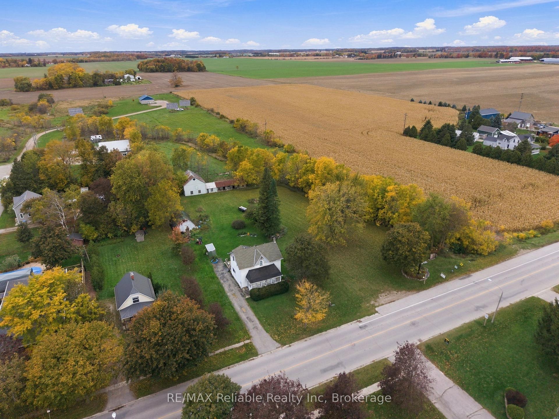 Photo 15 of 173 Main Street N, Huron East, Seaforth — HOMEH