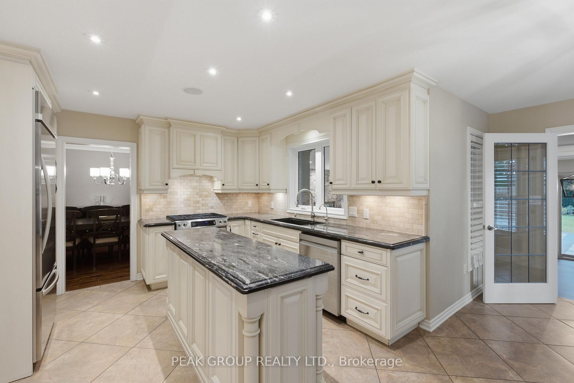 Photo 14 of 8004 Westminster Drive, Niagara Falls, Mt. Carmel — HOMEH
