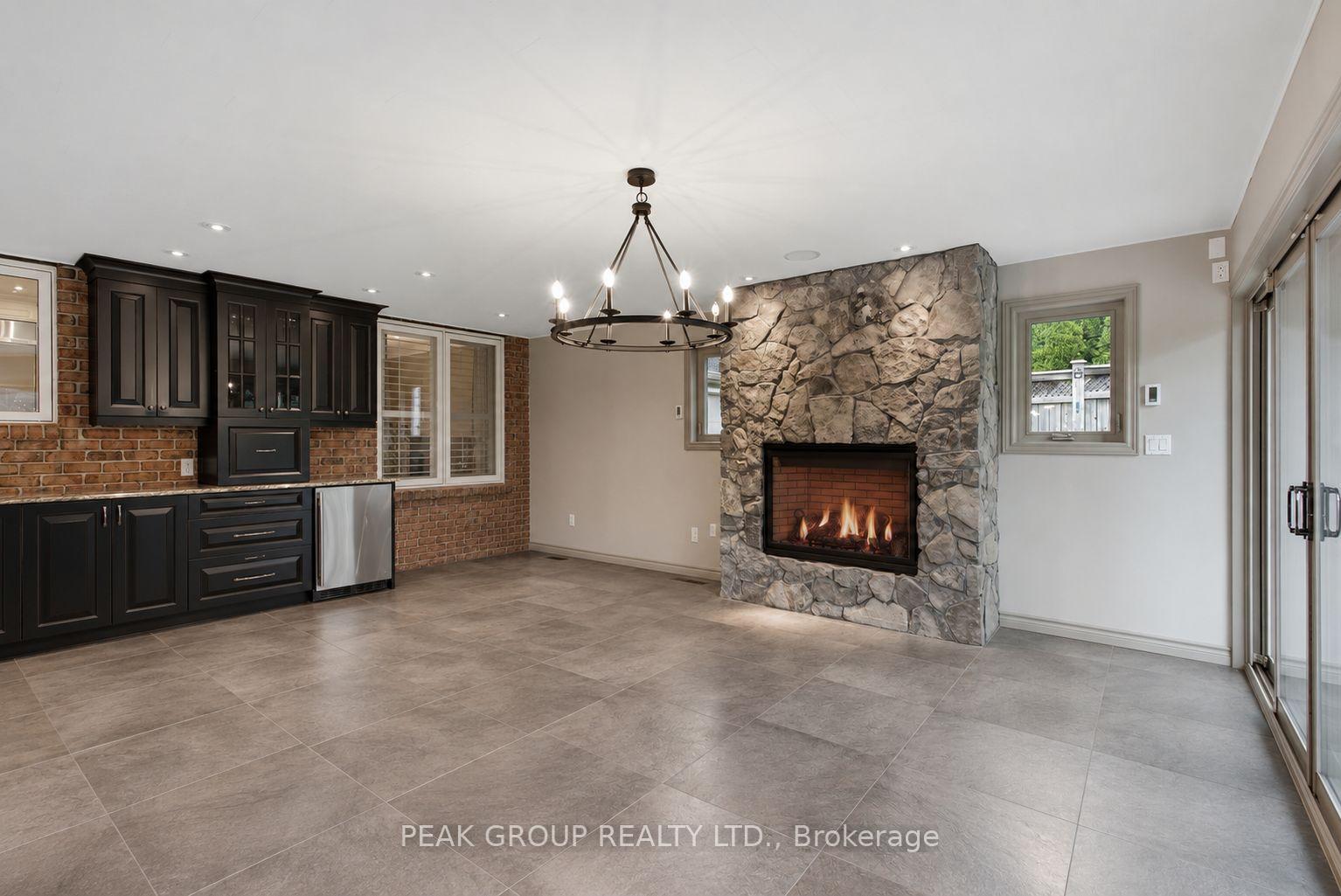 Photo 23 of 8004 Westminster Drive, Niagara Falls, Mt. Carmel — HOMEH