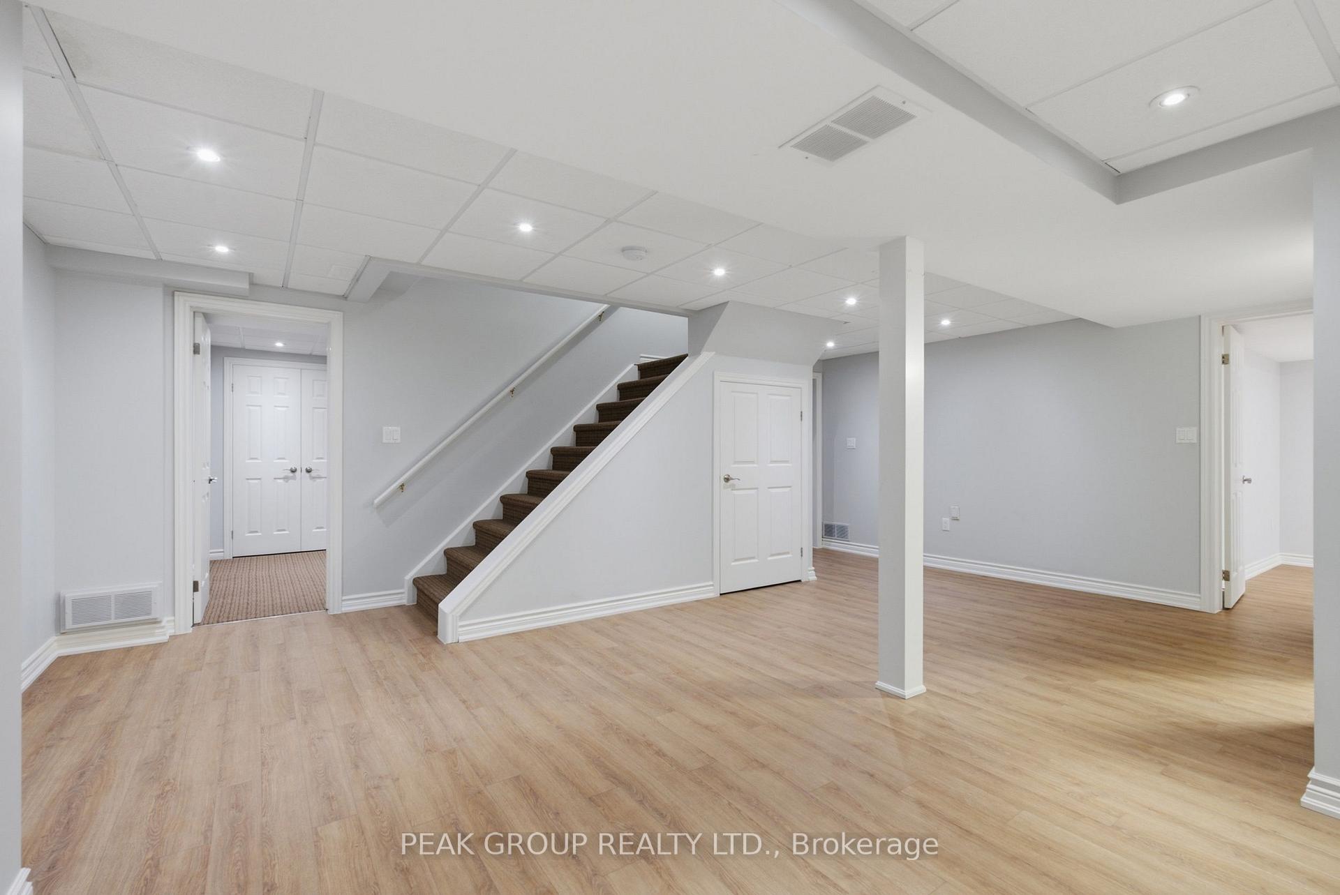Photo 37 of 8004 Westminster Drive, Niagara Falls, Mt. Carmel — HOMEH