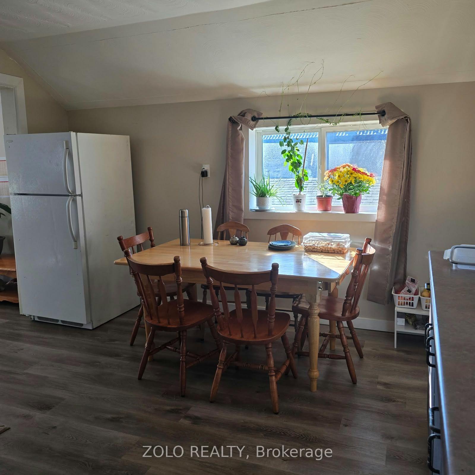 Photo 2 of Unit Upper unit, 309 Cedar Street N, Timmins, TNE - Central — HOMEH