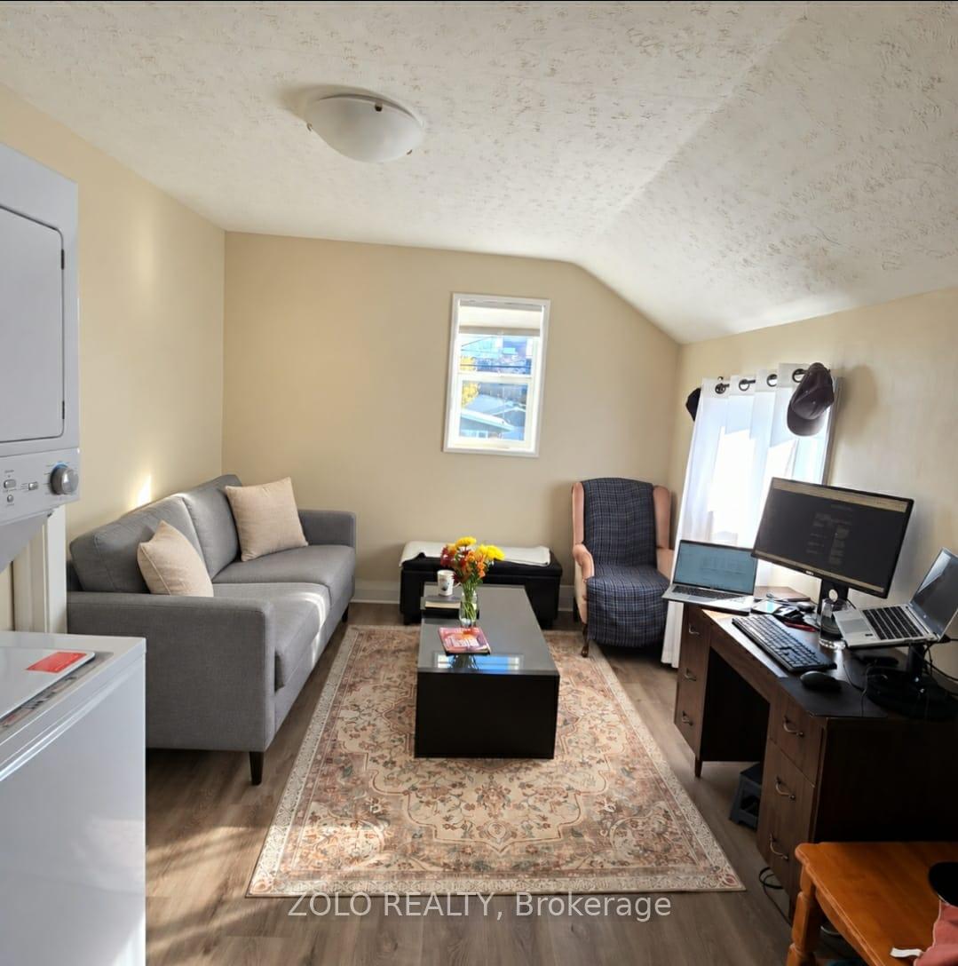 Photo 4 of Unit Upper unit, 309 Cedar Street N, Timmins, TNE - Central — HOMEH