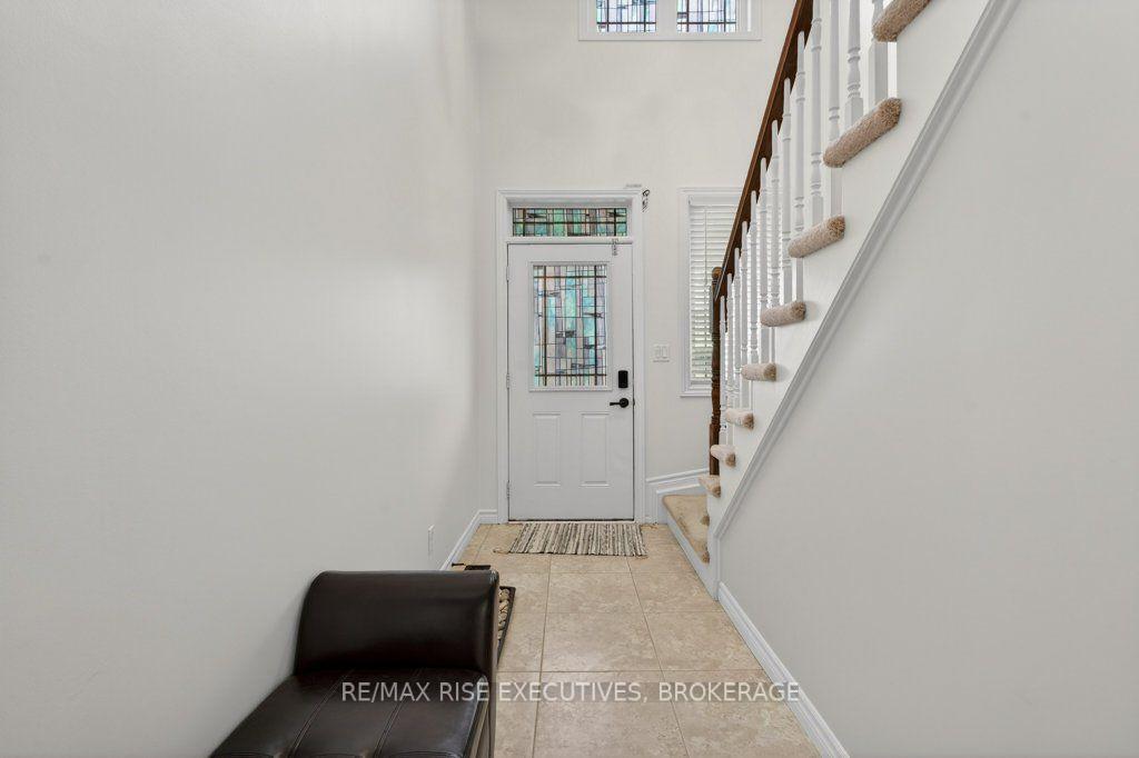 Photo 6 of 1543 Providence Crescent, Kingston, City Northwest — HOMEH