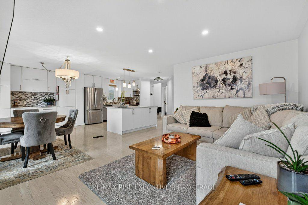 Photo 9 of 1543 Providence Crescent, Kingston, City Northwest — HOMEH