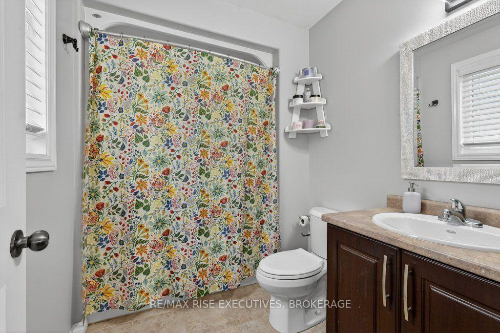Photo 21 of 1543 Providence Crescent, Kingston, City Northwest — HOMEH