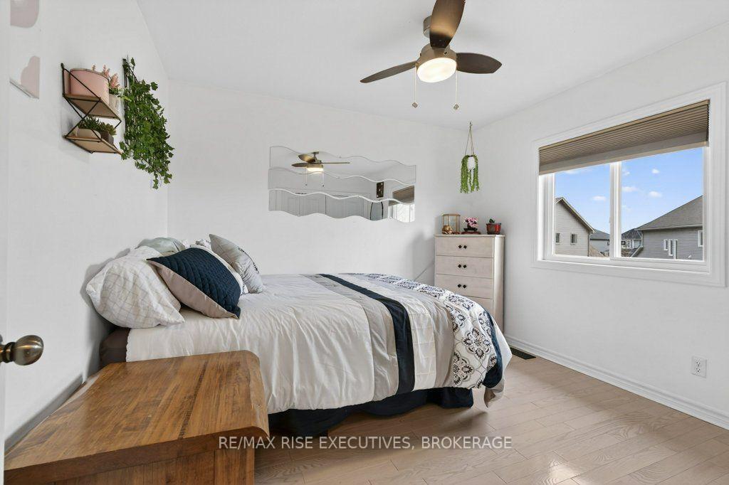 Photo 26 of 1543 Providence Crescent, Kingston, City Northwest — HOMEH