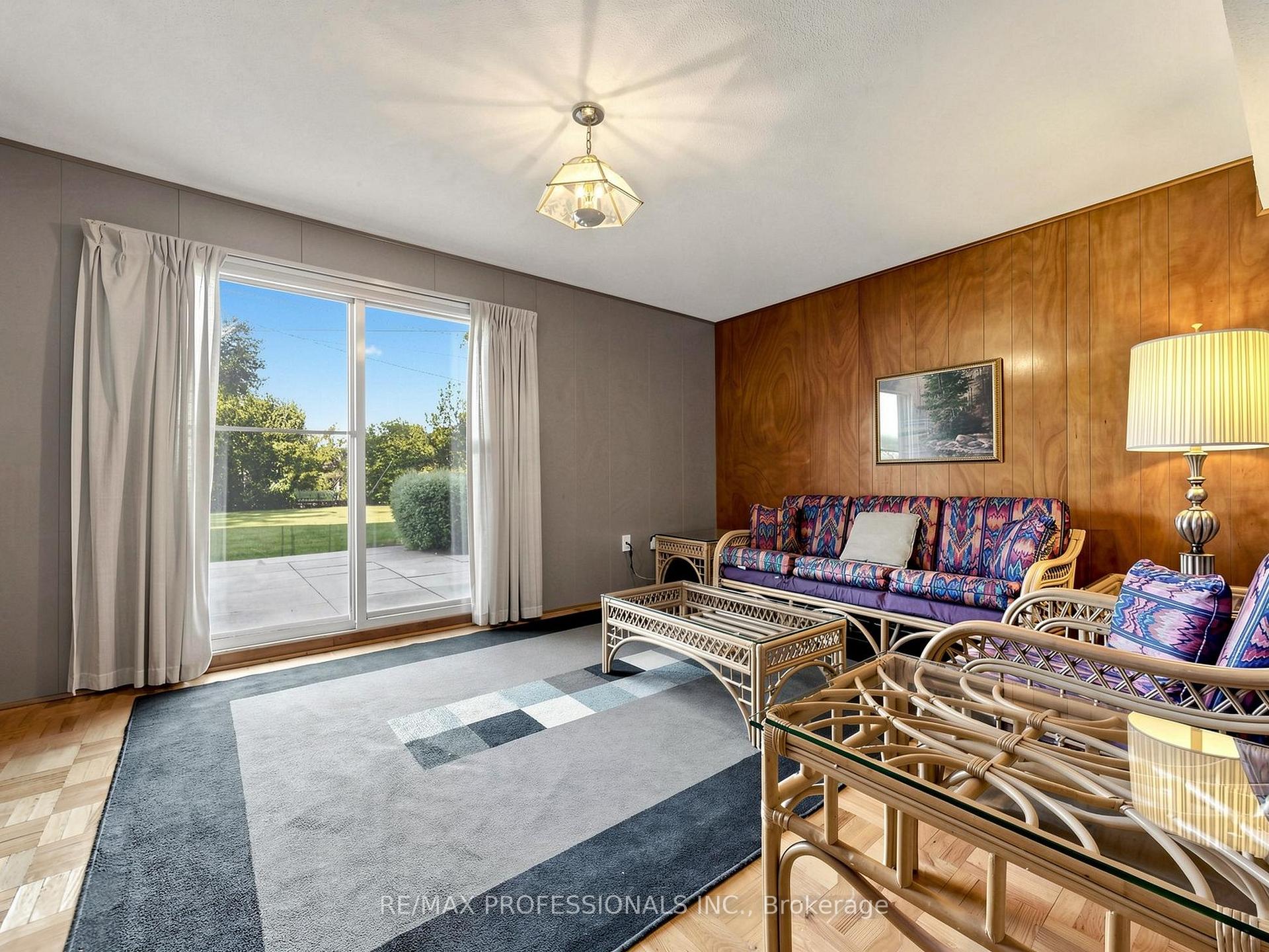 Photo 25 of 32 Summitcrest Drive, Etobicoke, Willowridge-Martingrove-Richview — HOMEH
