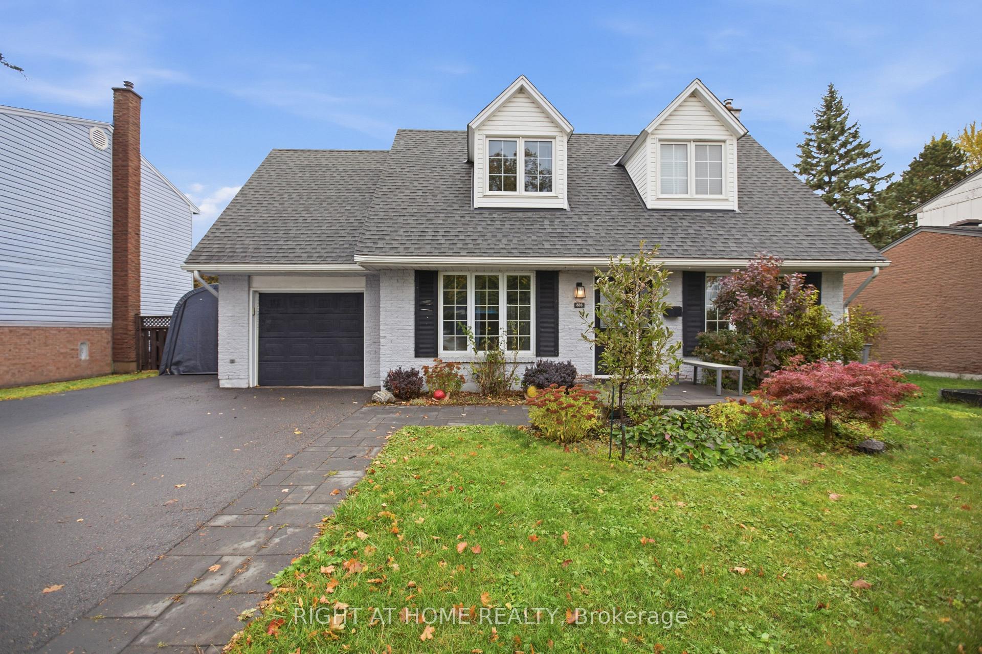 Photo 1 of 828 Eastvale Drive, Ottawa, Beacon Hill North — HOMEH