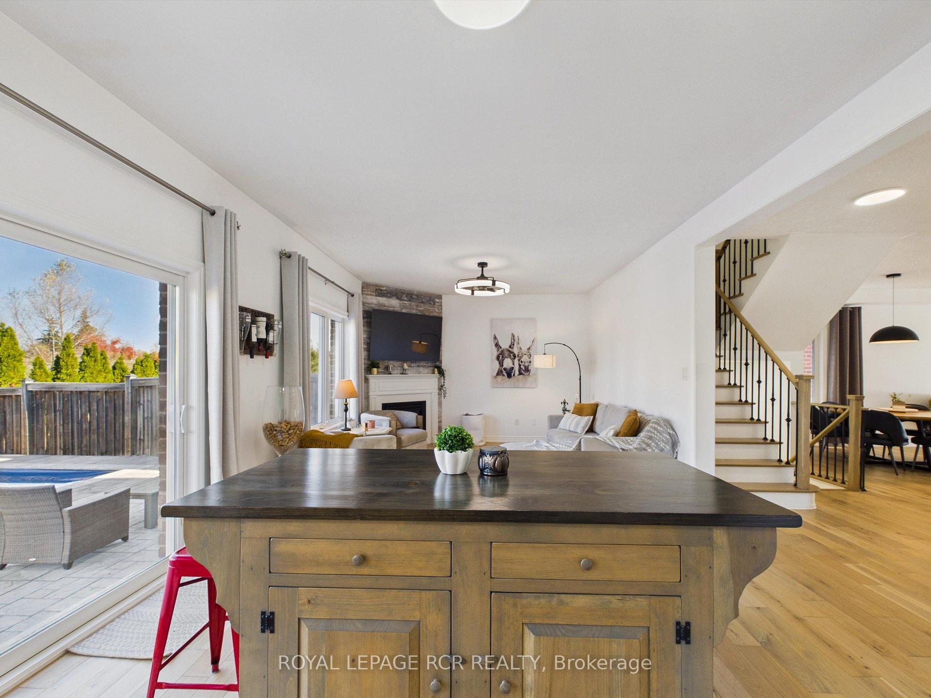 Photo 41 of 206 Shephard Avenue, New Tecumseth, Alliston — HOMEH
