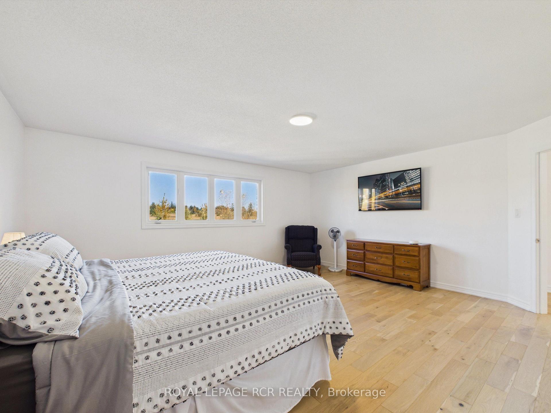 Photo 56 of 206 Shephard Avenue, New Tecumseth, Alliston — HOMEH