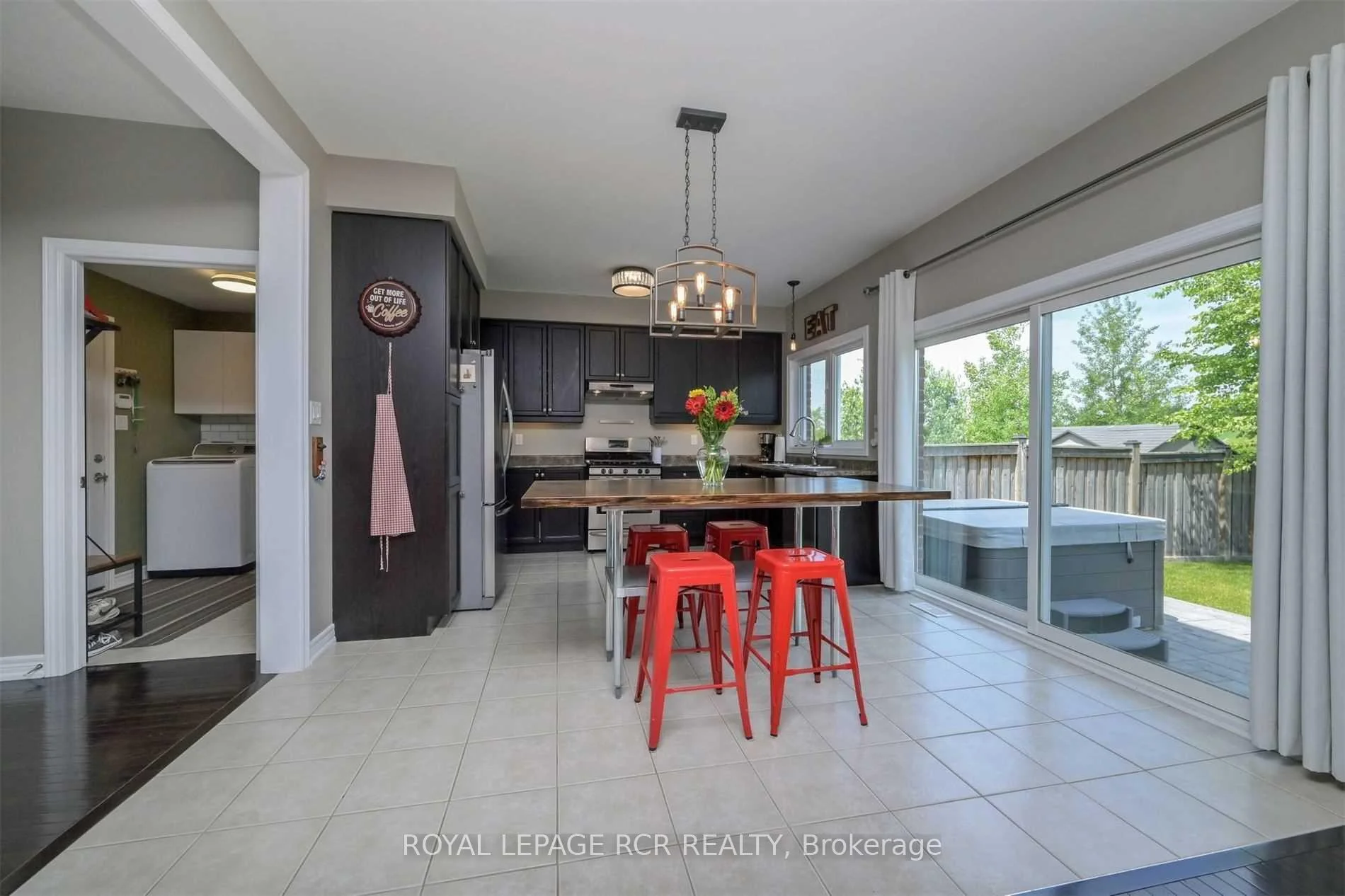 Photo 27 of 206 Shephard Avenue, New Tecumseth, Alliston — HOMEH