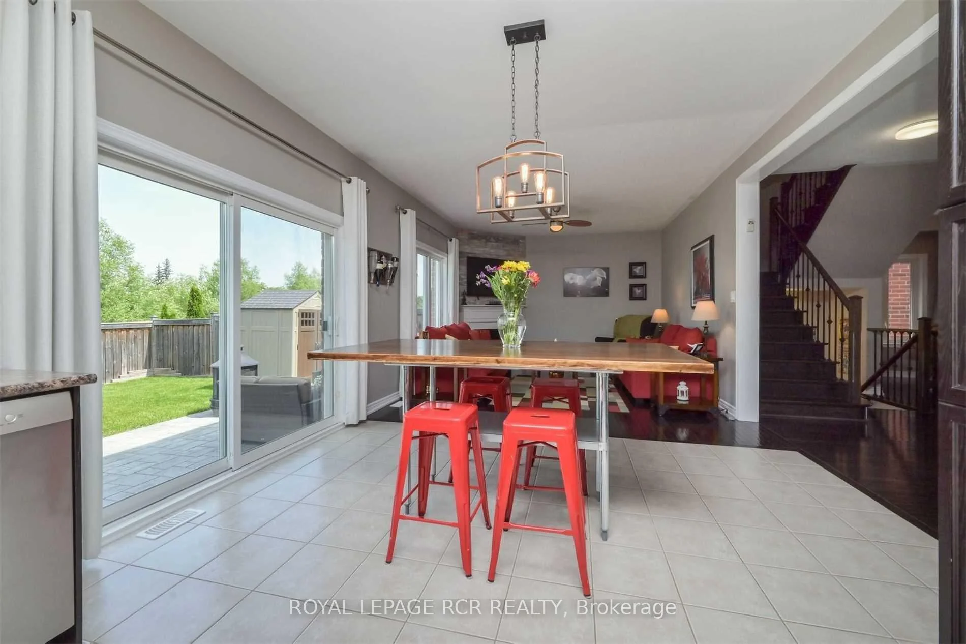 Photo 33 of 206 Shephard Avenue, New Tecumseth, Alliston — HOMEH