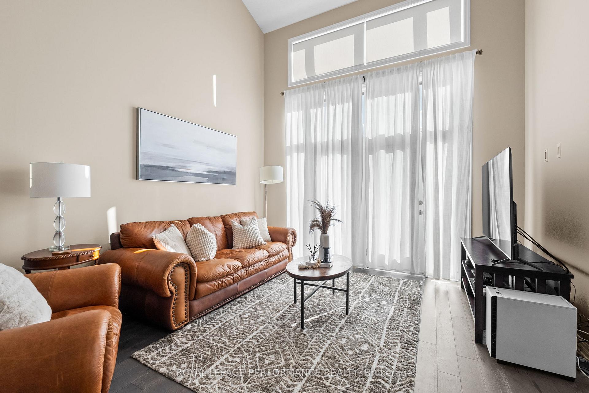 Photo 5 of 167 Poplin Street, Ottawa, Riverside South/Gloucester Glen — HOMEH