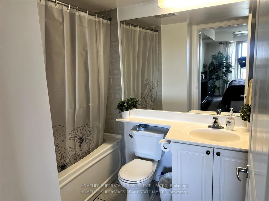 Photo 5 of Unit 416, 300 Ray Lawson Boulevard, Brampton, Fletcher's Creek South — HOMEH