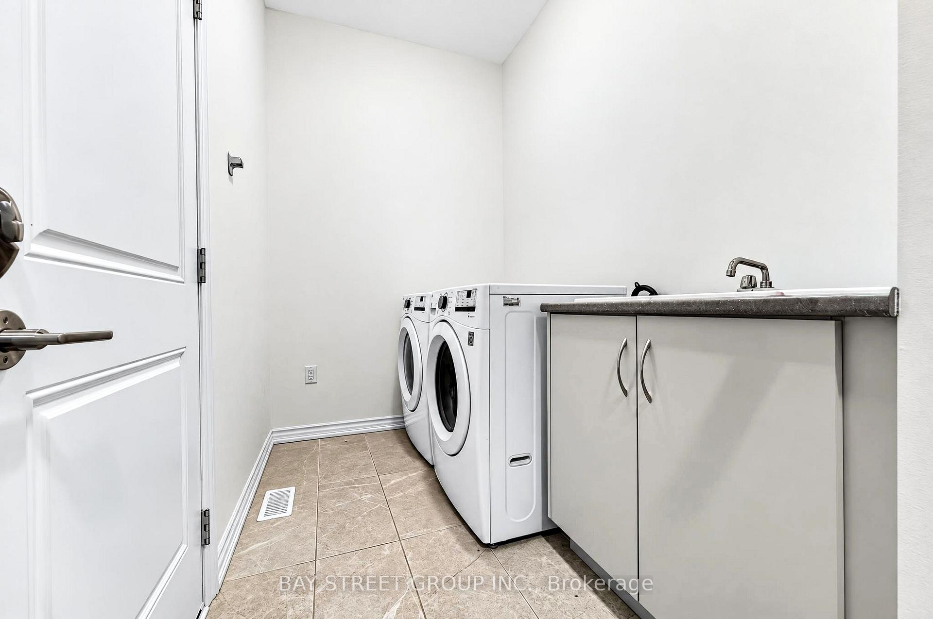 Photo 17 of 29 Floodgate Road, Whitby, Rural Whitby — HOMEH
