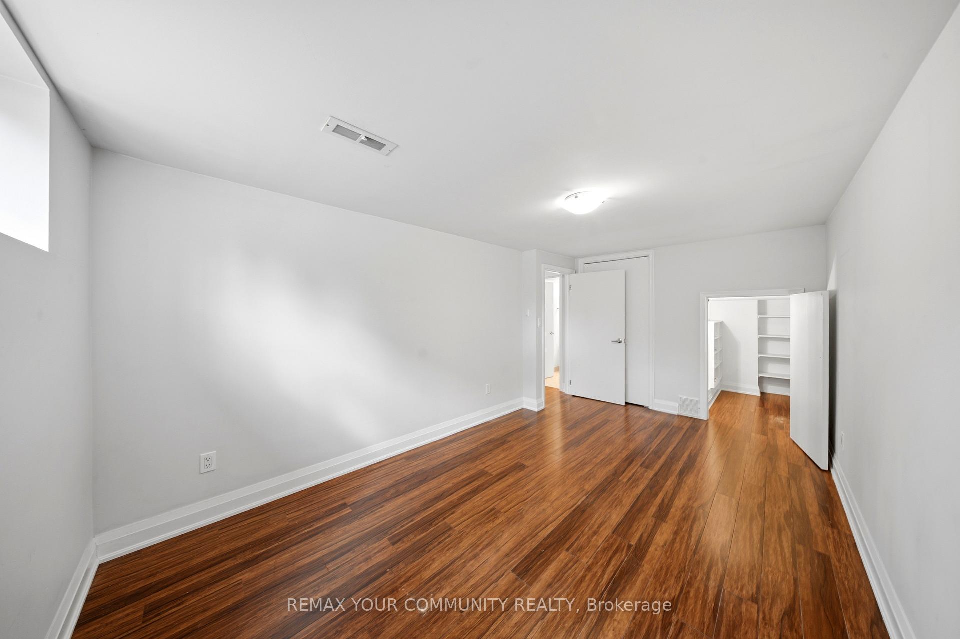 Photo 10 of Unit lower 1, 10 Tinder Crescent, North York, Victoria Village — HOMEH