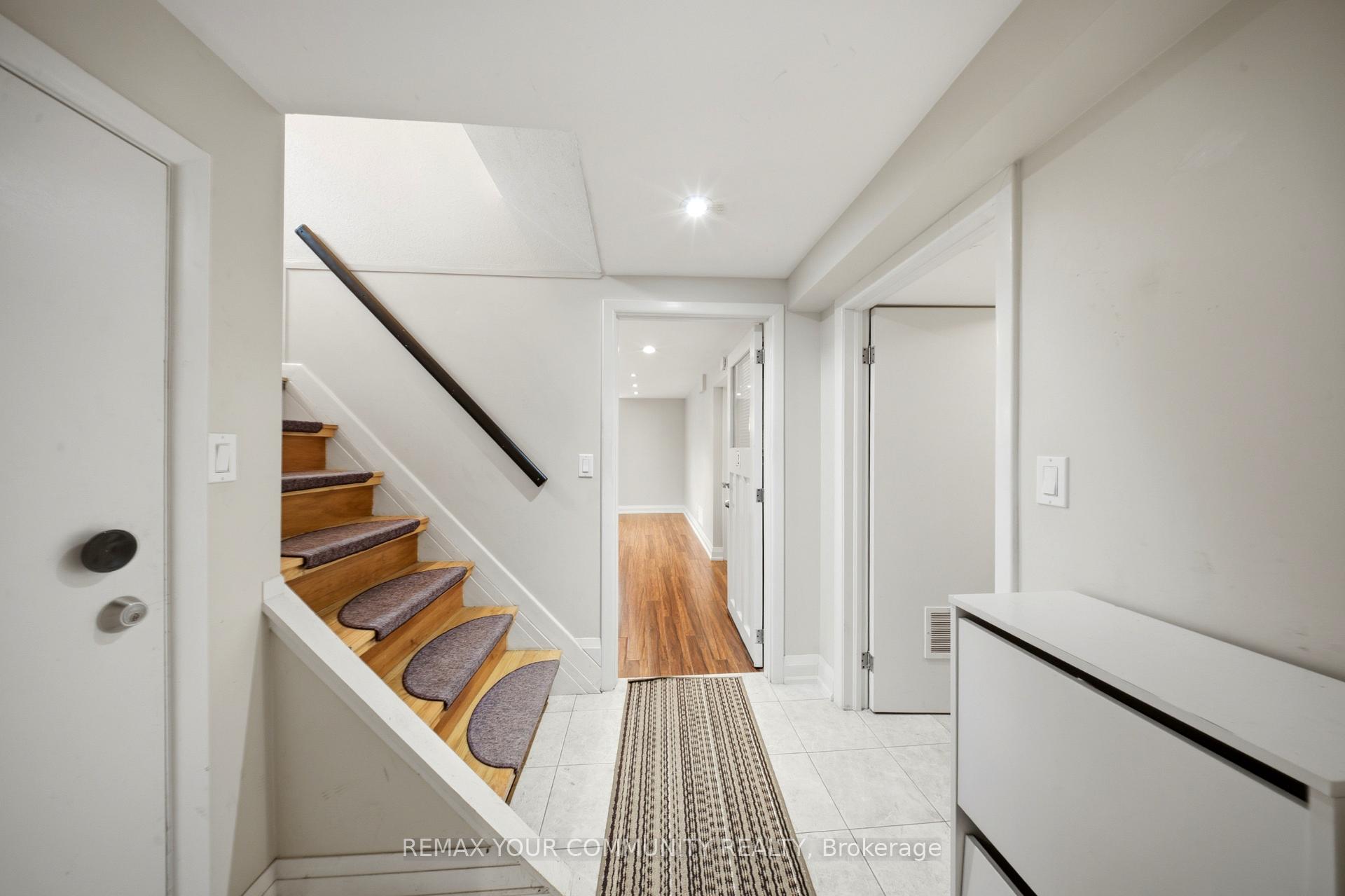 Photo 13 of Unit lower 1, 10 Tinder Crescent, North York, Victoria Village — HOMEH