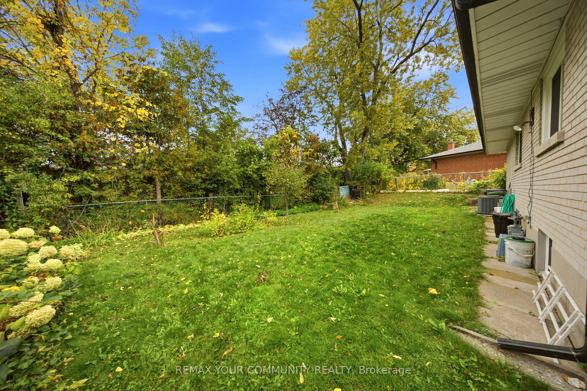 Photo 17 of Unit lower 1, 10 Tinder Crescent, North York, Victoria Village — HOMEH