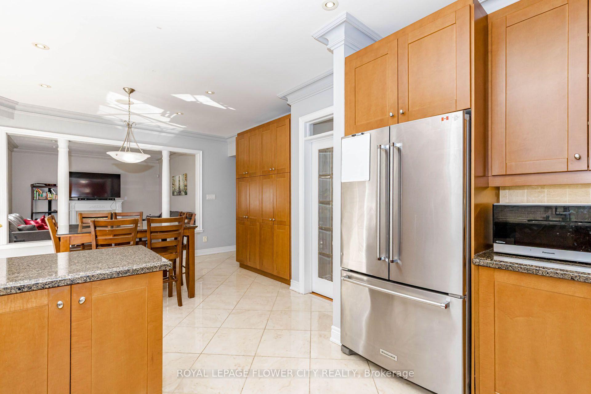 Photo 16 of 1058 Agram Drive, Oakville, Joshua Creek — HOMEH
