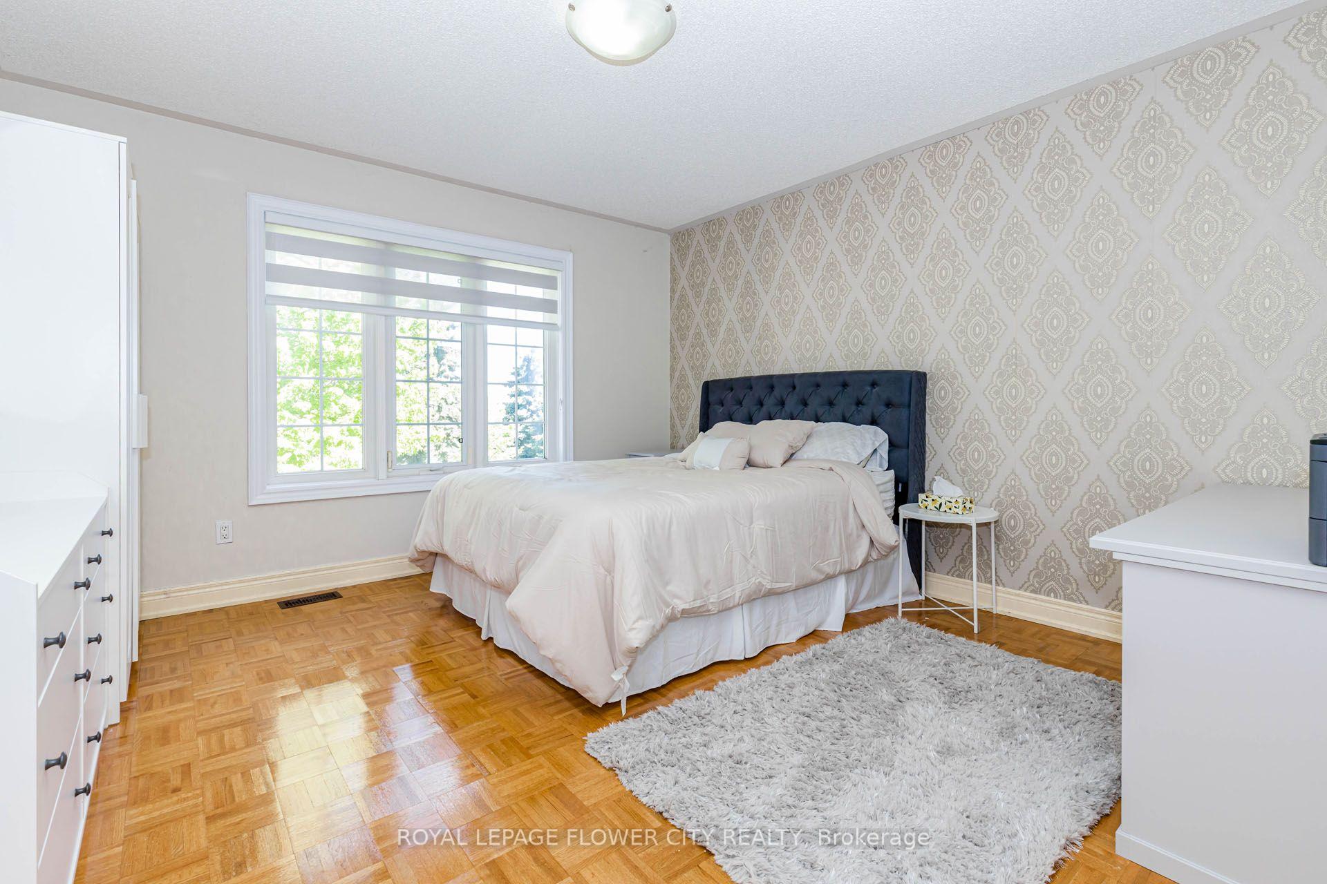 Photo 36 of 1058 Agram Drive, Oakville, Joshua Creek — HOMEH